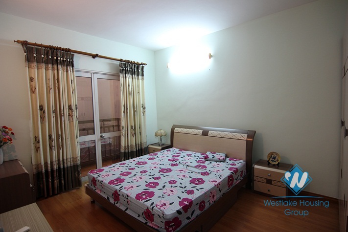 Cheap price apartment for rent in Ciputra, Tay Ho area